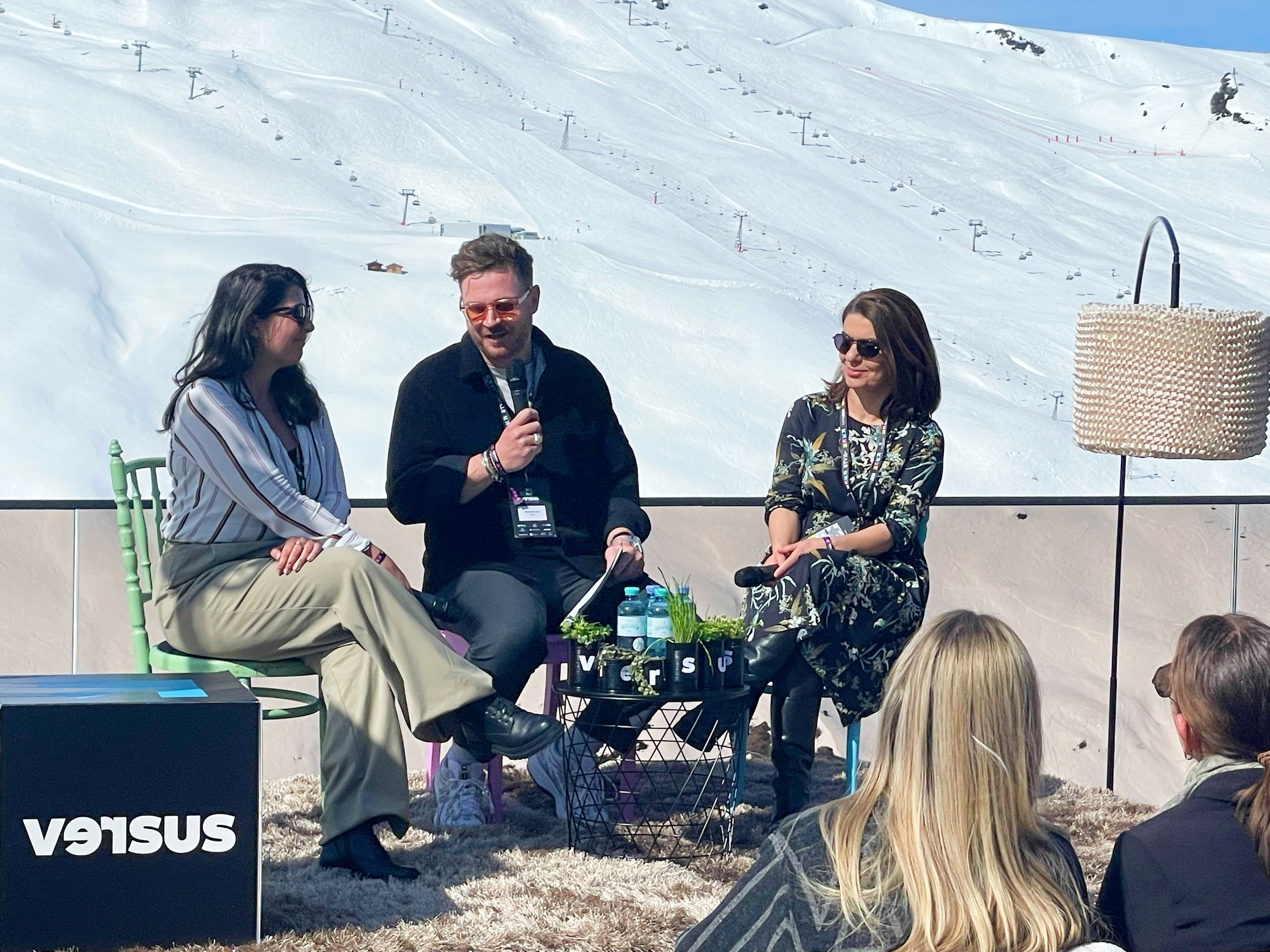 Niya Stoimenova speaking on stage